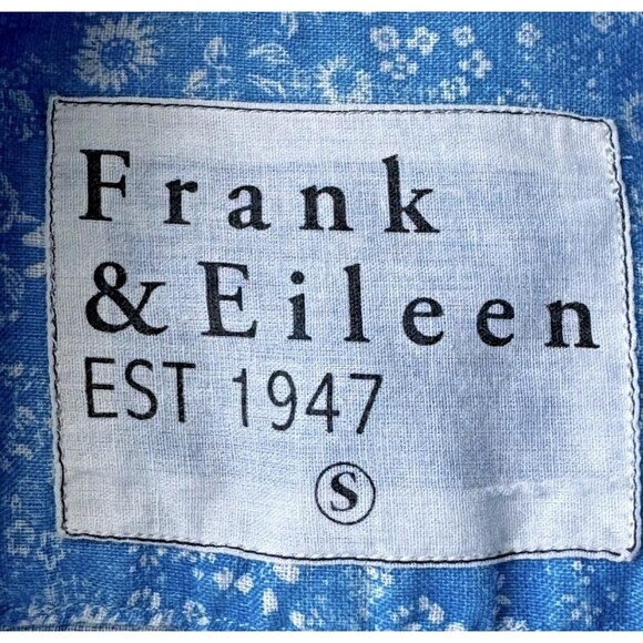 Frank and Eileen Linen Button Up Shirt Womens Small Blue Floral Long Sleeve - Picture 4 of 16